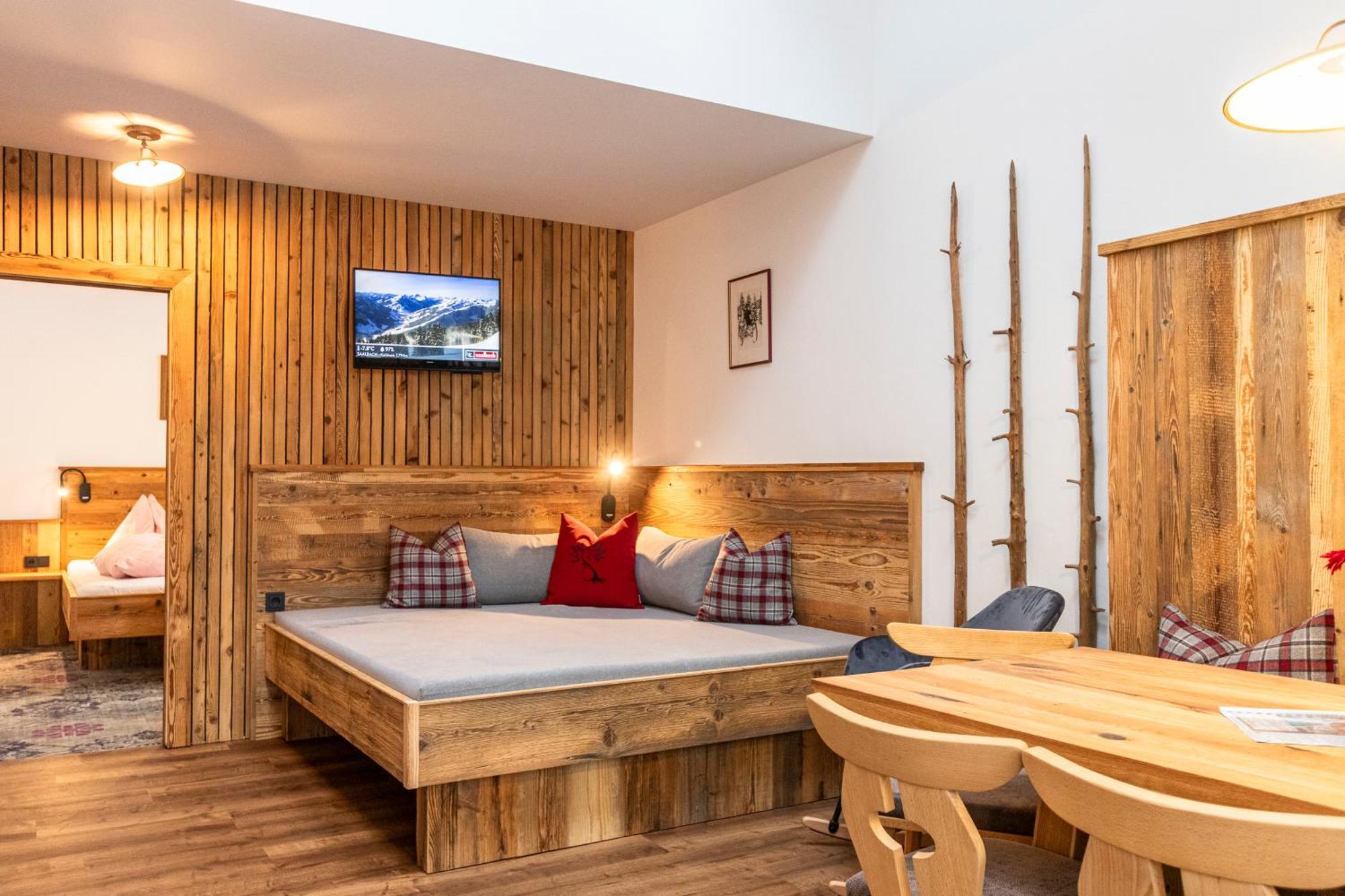 Pension Seighof Saalbach-Hinterglemm Exterior photo